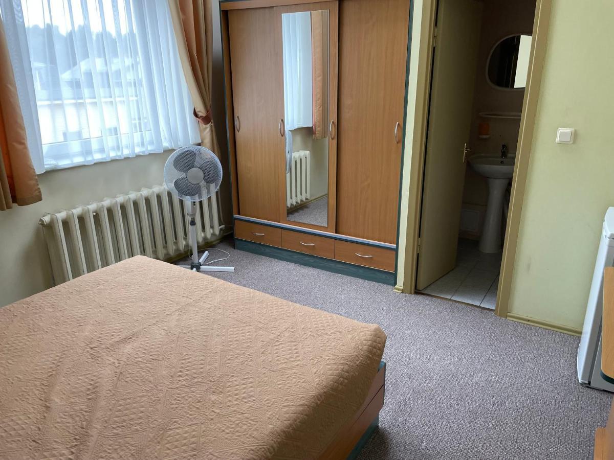 Medziotoju Kiemelis Hotel Palanga Kültér fotó