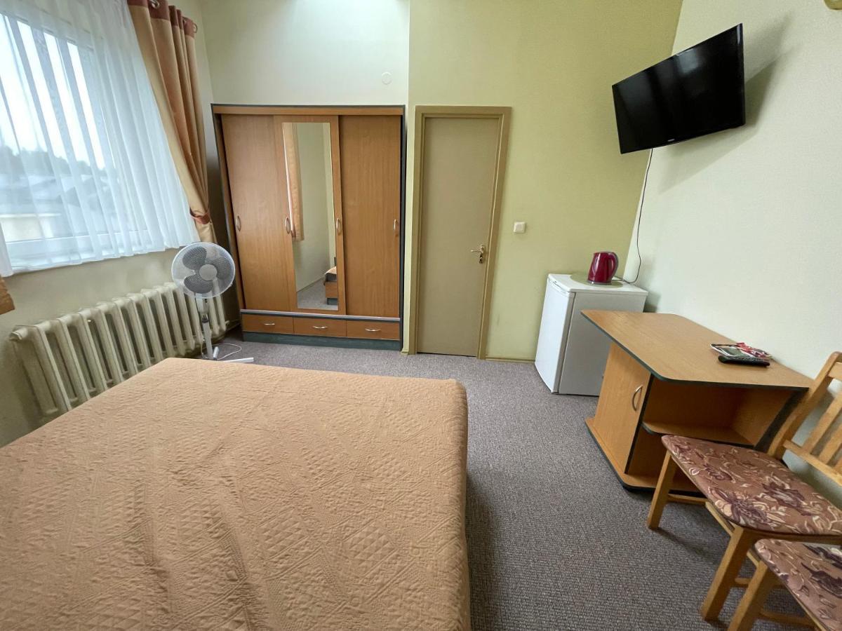 Medziotoju Kiemelis Hotel Palanga Kültér fotó